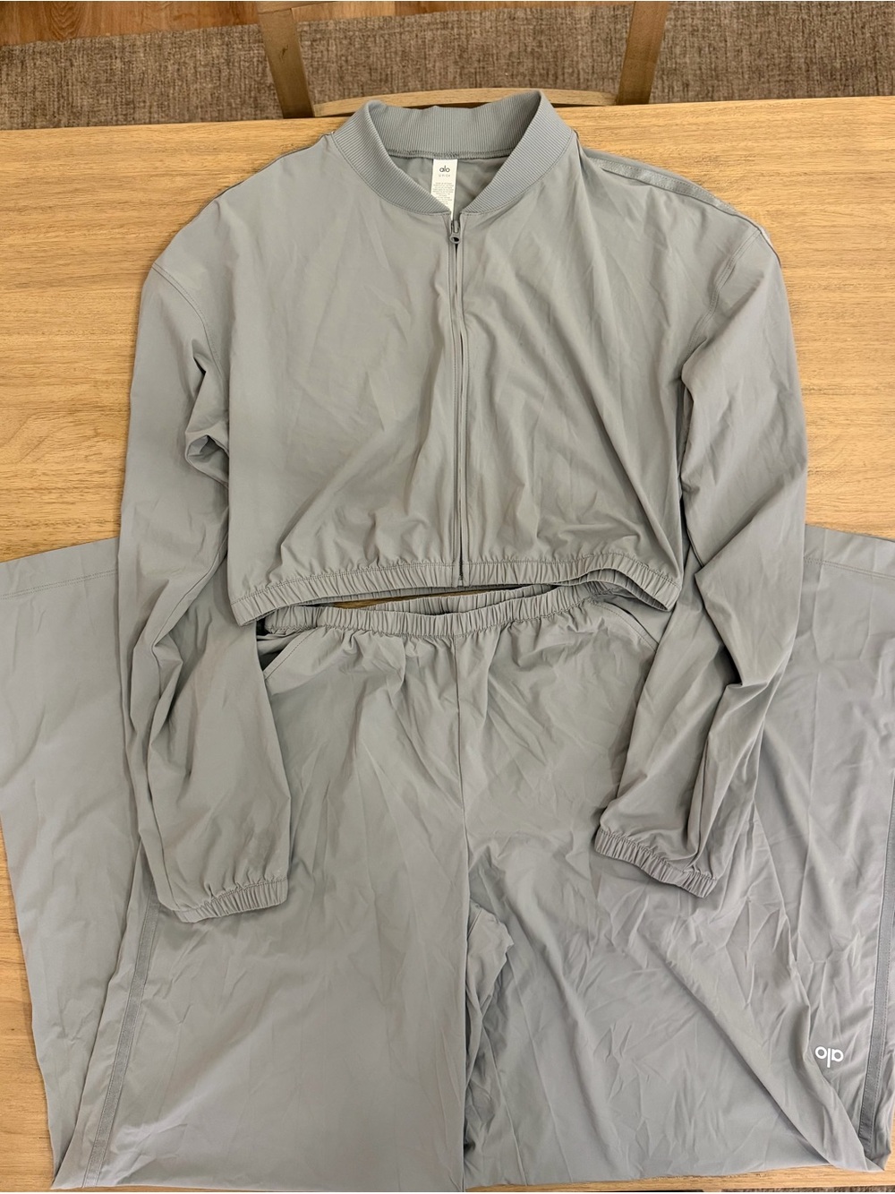 Alo breezy lunar grey set